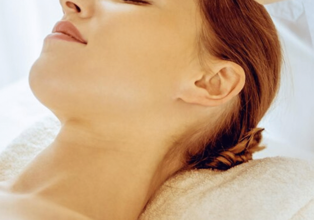 ⁠Brightening and Tightening Treatment + Dermalift (50U Botox)