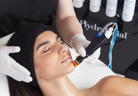 Hydrafacial - Ava Treatment face